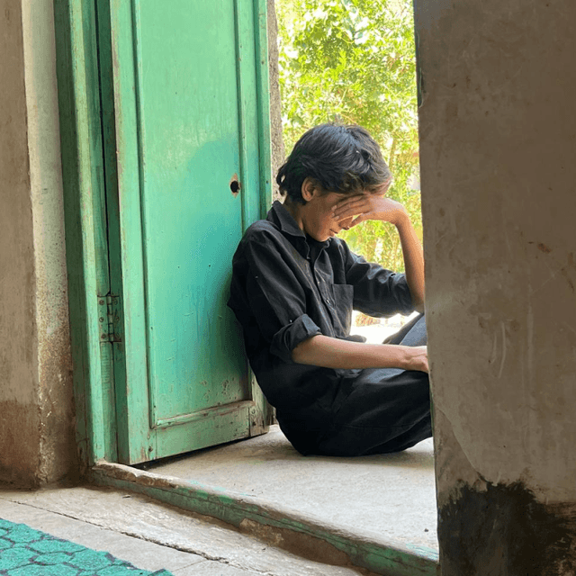 نه کودکی کرد، نه نوجوانی… فقط درد کشید