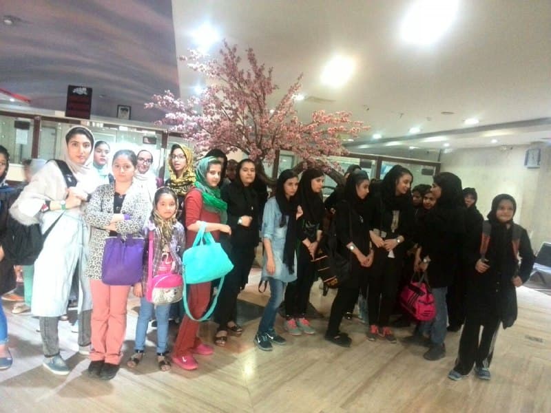   اردوی پرهیجان دختران مهرآفرین در پارک آبی