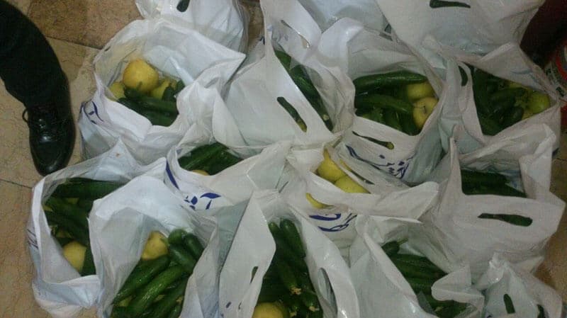 اهدا میوه به مددجویان در آستانه میلاد  با سعادت حضرت علی (ع)