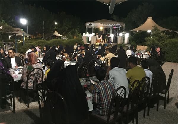 ضیافت افطاری در کنار 460 خانواده مددجویان تحت پوشش مهرآفرین