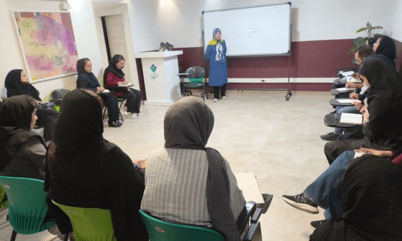 برگزاری کارگاه تخصصی CBT در مهرآفرین؛ گامی مؤثر در توانمندسازی مربیان و مددکاران