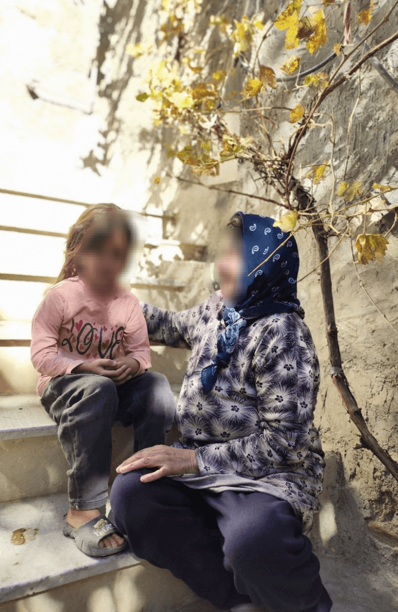 برای دل‌خوشی نوه‌ای که از دنیا فقط یک تلویزیون می‌خواهد